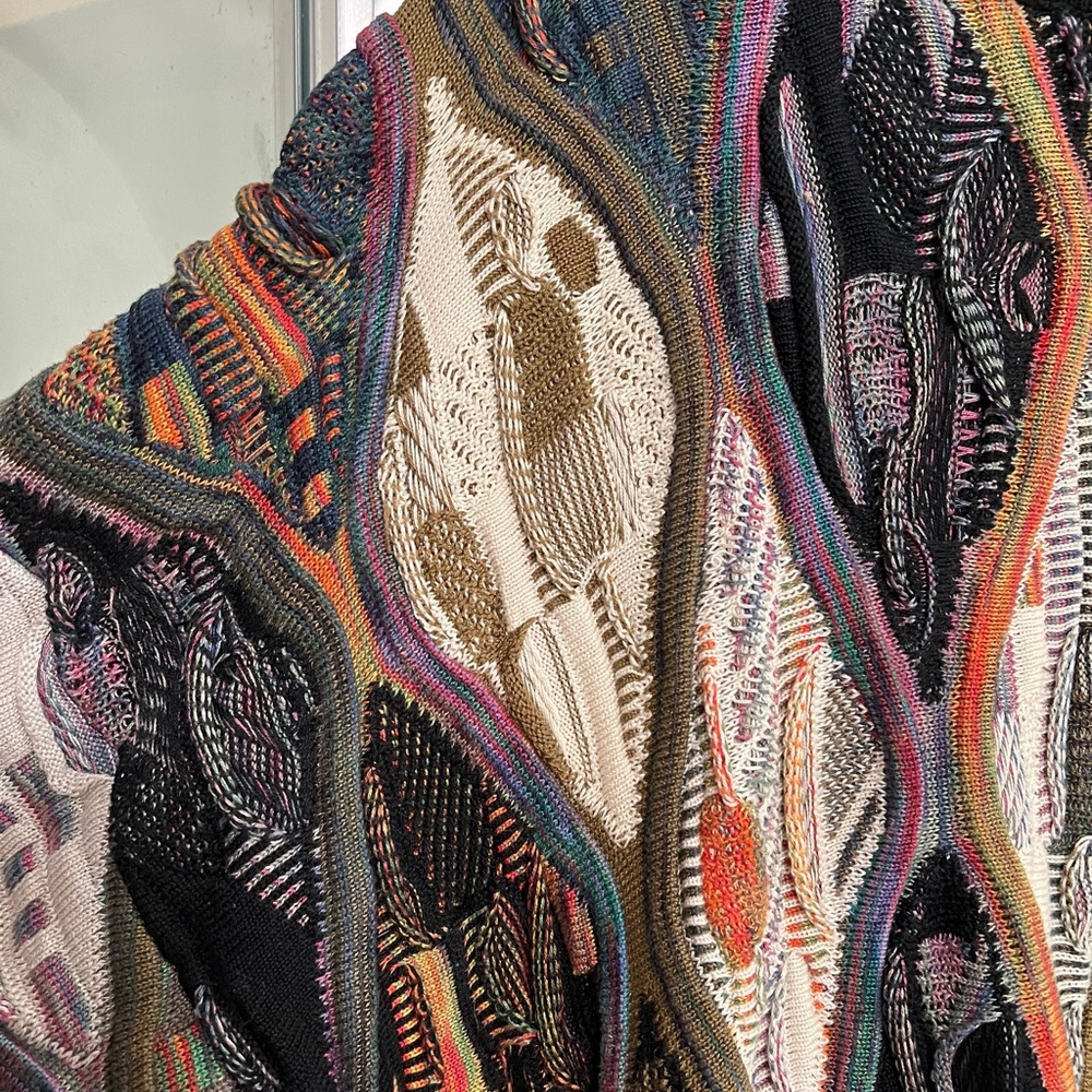 Tundra Sweater Large